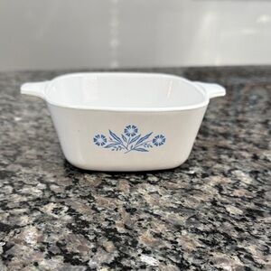 Corningware vintage White Dish with Blue cornflower Design 2 3/4 cup